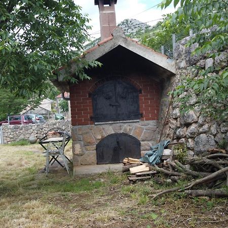 Holiday Home Skevini Dvori スタリグラード エクステリア 写真