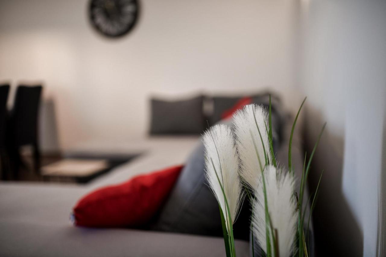 Holiday Home Skevini Dvori スタリグラード エクステリア 写真