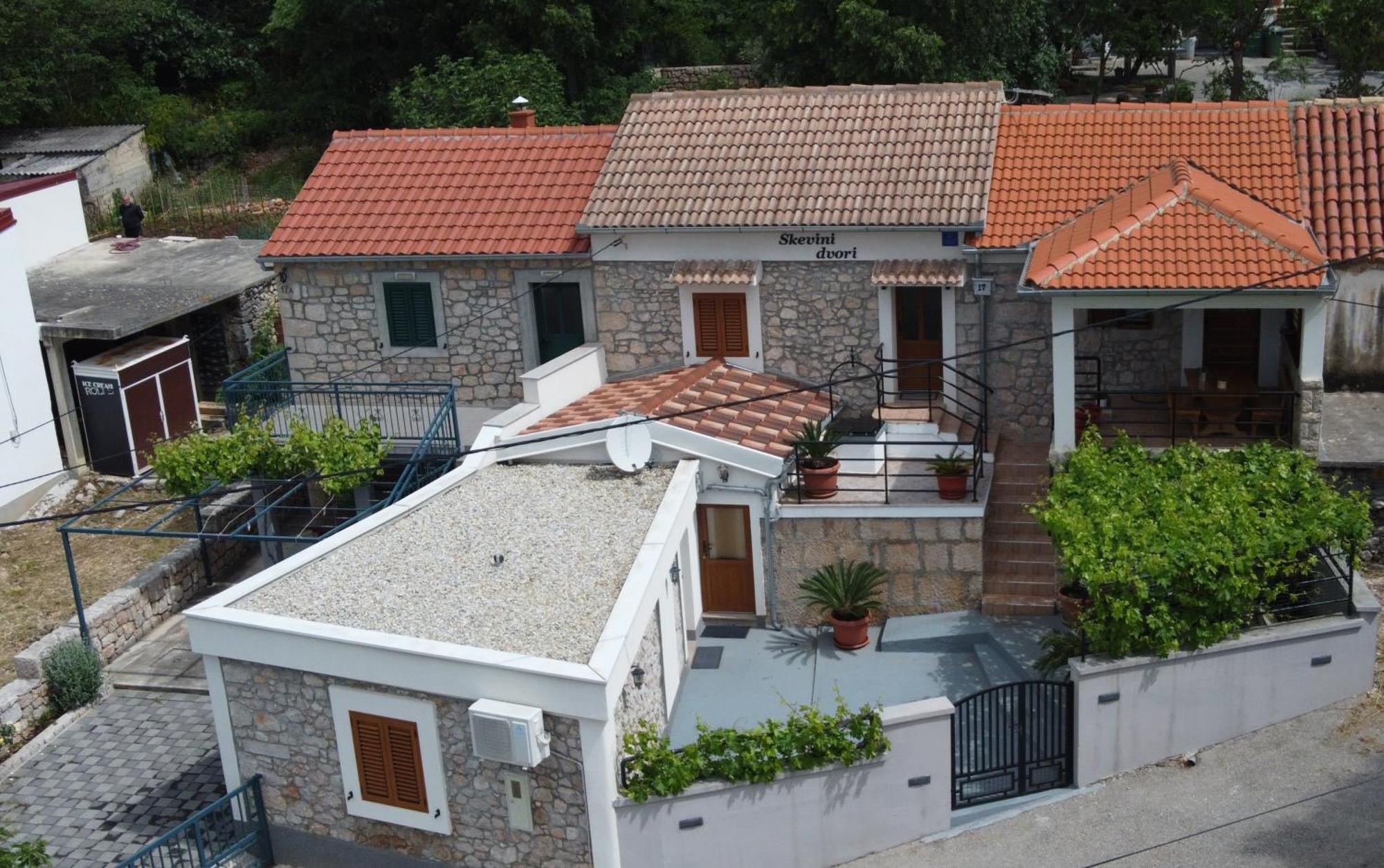 Holiday Home Skevini Dvori スタリグラード エクステリア 写真